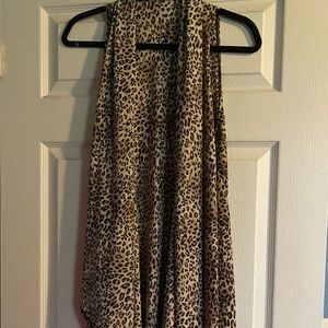OS Cheetah Print Sleeveless Cardigan